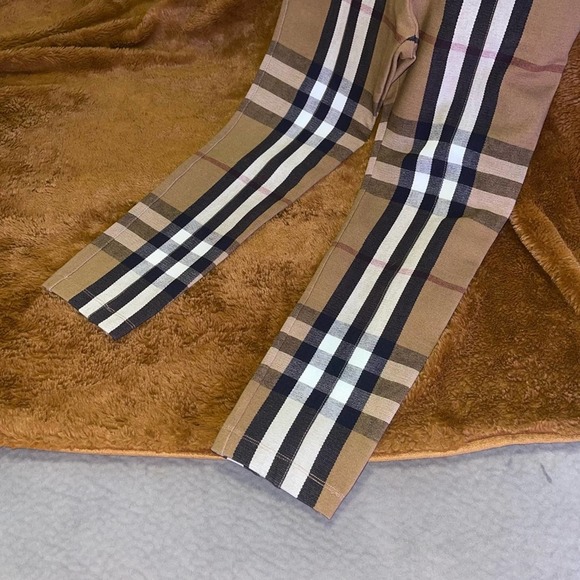 Burberry 6 High Waisted Jodhpur Legging in Birch Brown - Picture 11 of 17